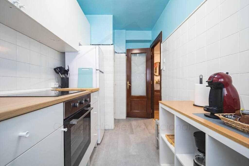 Ferienwohnung El Llar Del Gueelu Gijón Exterior foto
